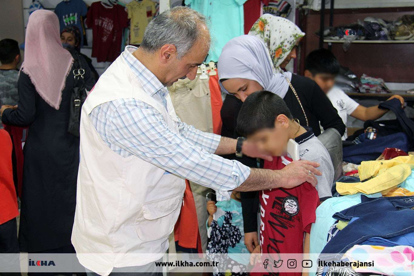 Orphans Foundation provides clothing aid to hundreds of orphans in southeastern Turkey